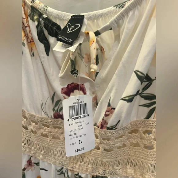 Windsor Bring The Romance Off Shoulder Long Sleeve Skater Dress - Picture 6 of 6